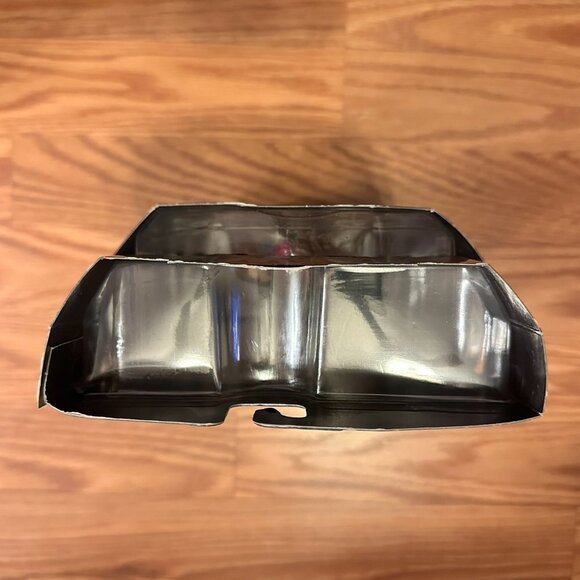 AEW Unrivaled 2 figure Set with 30 pack Display Stands - Picture 7 of 16